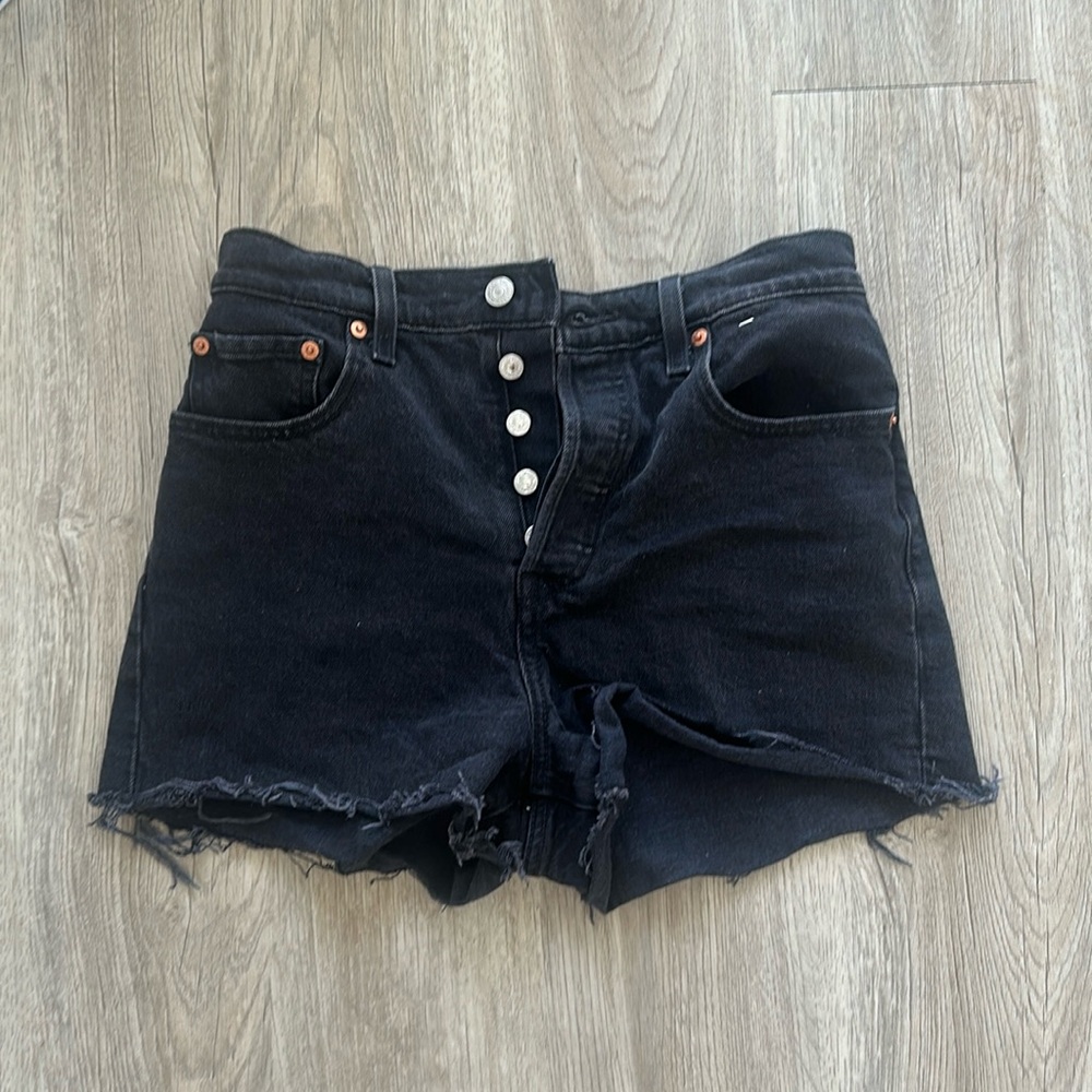 levi’s ribcage black short